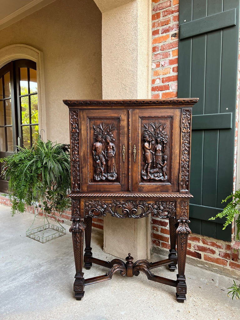 19th century French Carved Walnut Cabinet Bar Renaissance Wine Server Baroque