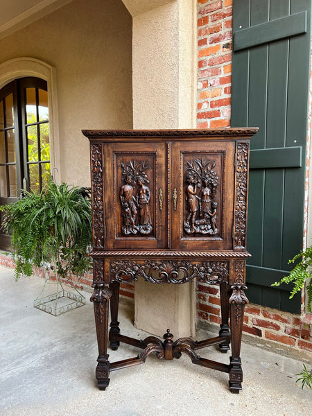 19th century French Carved Walnut Cabinet Bar Renaissance Wine Server Baroque