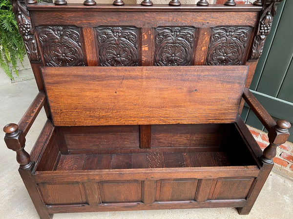 19th century French Hall Bench Settle Renaissance Carved Oak Cherub Black Forest