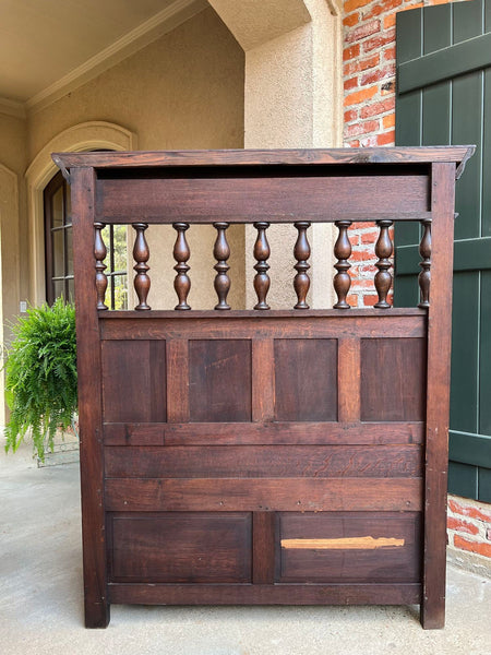 19th century French Hall Bench Settle Renaissance Carved Oak Cherub Black Forest