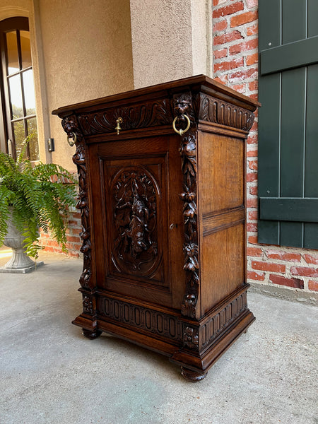 19th century French Carved Oak Hunt Cabinet Confiturier Black Forest Fox
