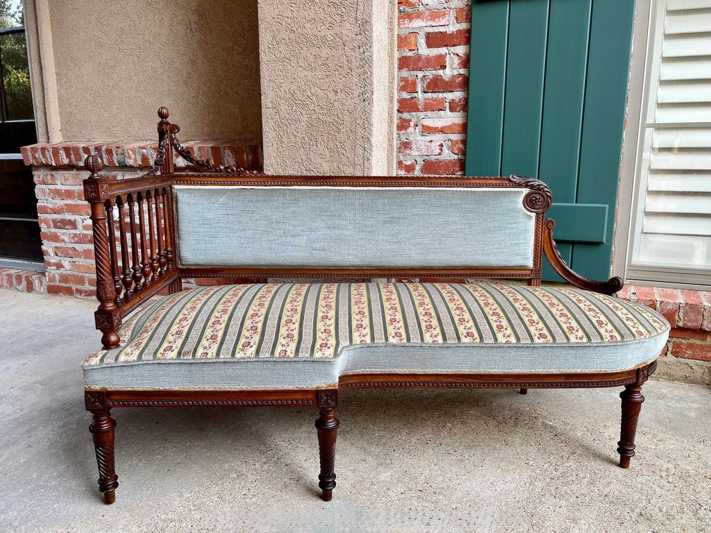 Antique English Chaise Lounge Bench Victorian Hall Seat Carved Walnut c1880
