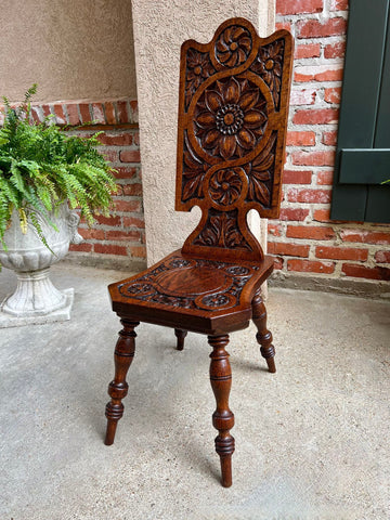 Antique English Spinning Wheel Chair Carved Oak Hall Fireplace Hearth Chair
