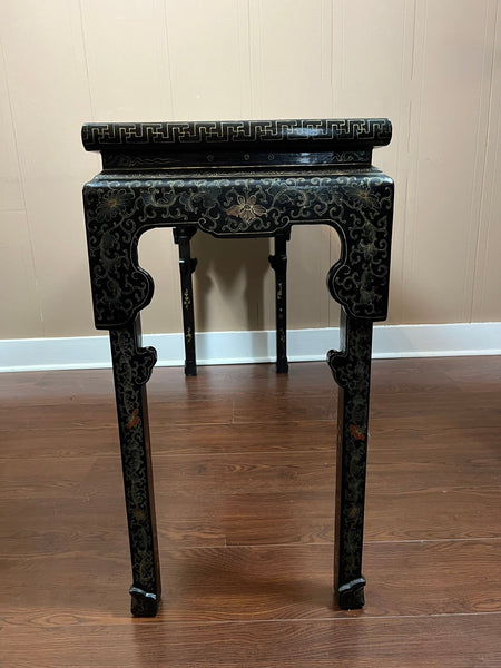 Vintage Chinese Console Table Black Lacquer Chinoiserie Gilt Hand Painted c1950