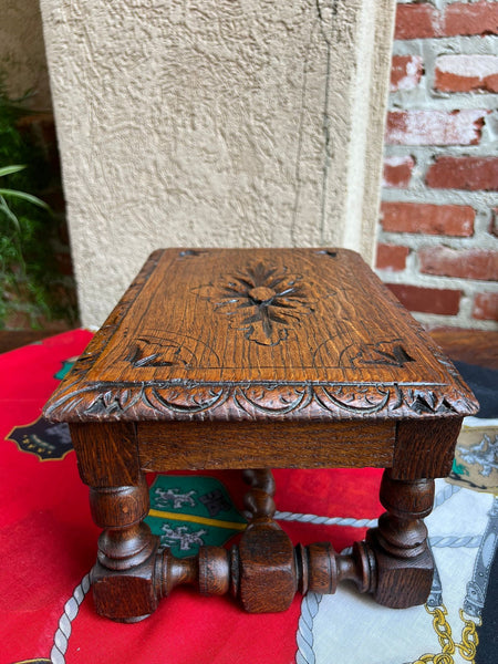 Antique English Kettle Stand Footstool Barley Twist Carved Oak Display Stool