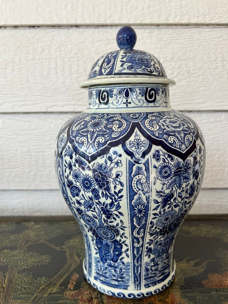 Vintage Large Delft Ginger Jar Vase Blue & White Floral Royal Sphinx Lidded Urn