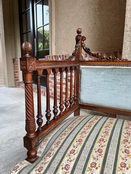 Antique English Chaise Lounge Bench Victorian Hall Seat Carved Walnut c1880