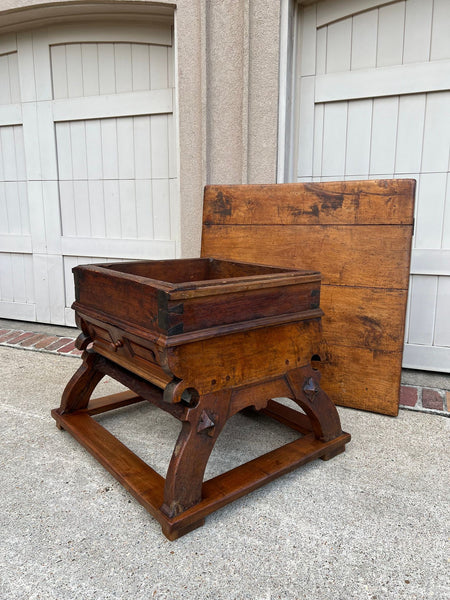 Antique French Butcher Block Baker’s Table Pétrin Farmhouse Kitchen Island c1790