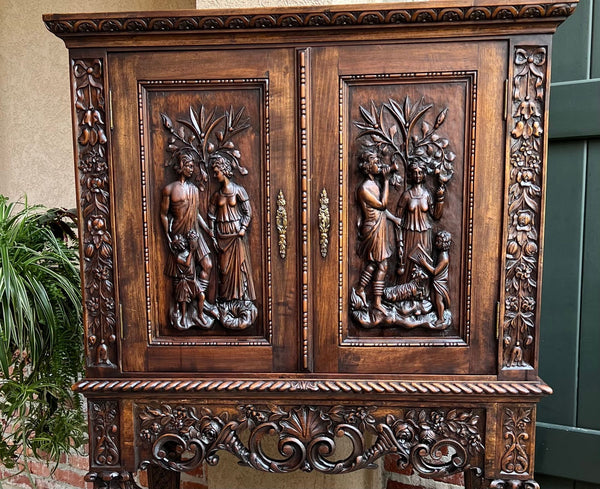 19th century French Carved Walnut Cabinet Bar Renaissance Wine Server Baroque